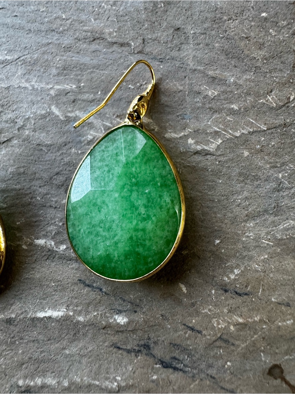 Stella & Dot Green Teardrop Stone Earrings with Gold Tone - Picture 2 of 4